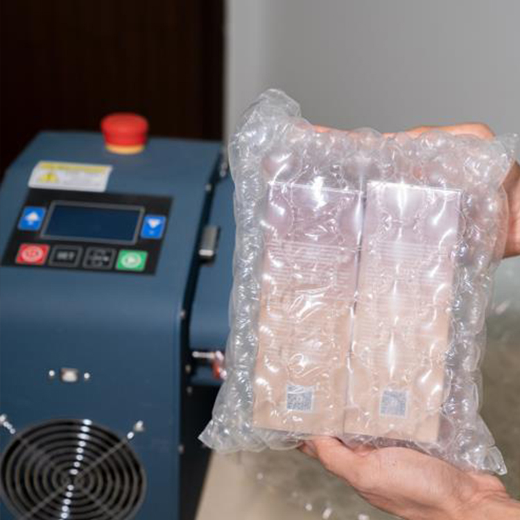 2-21102QKR9313.jpg 2-21102QKR9313.jpg